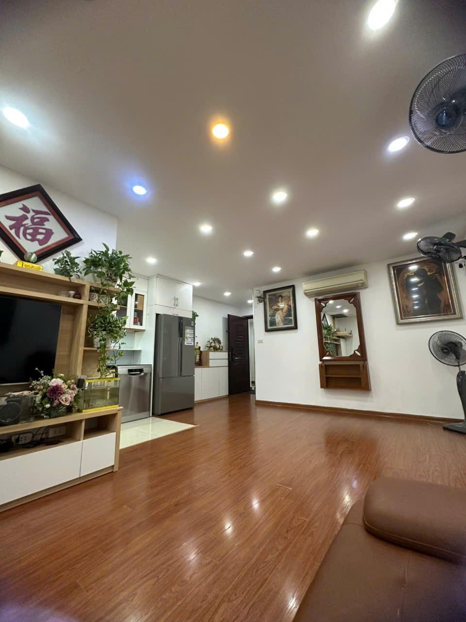 Cho thuê căn liền kề Nam Đô 35ttr/ tháng có tháng máy full đồ