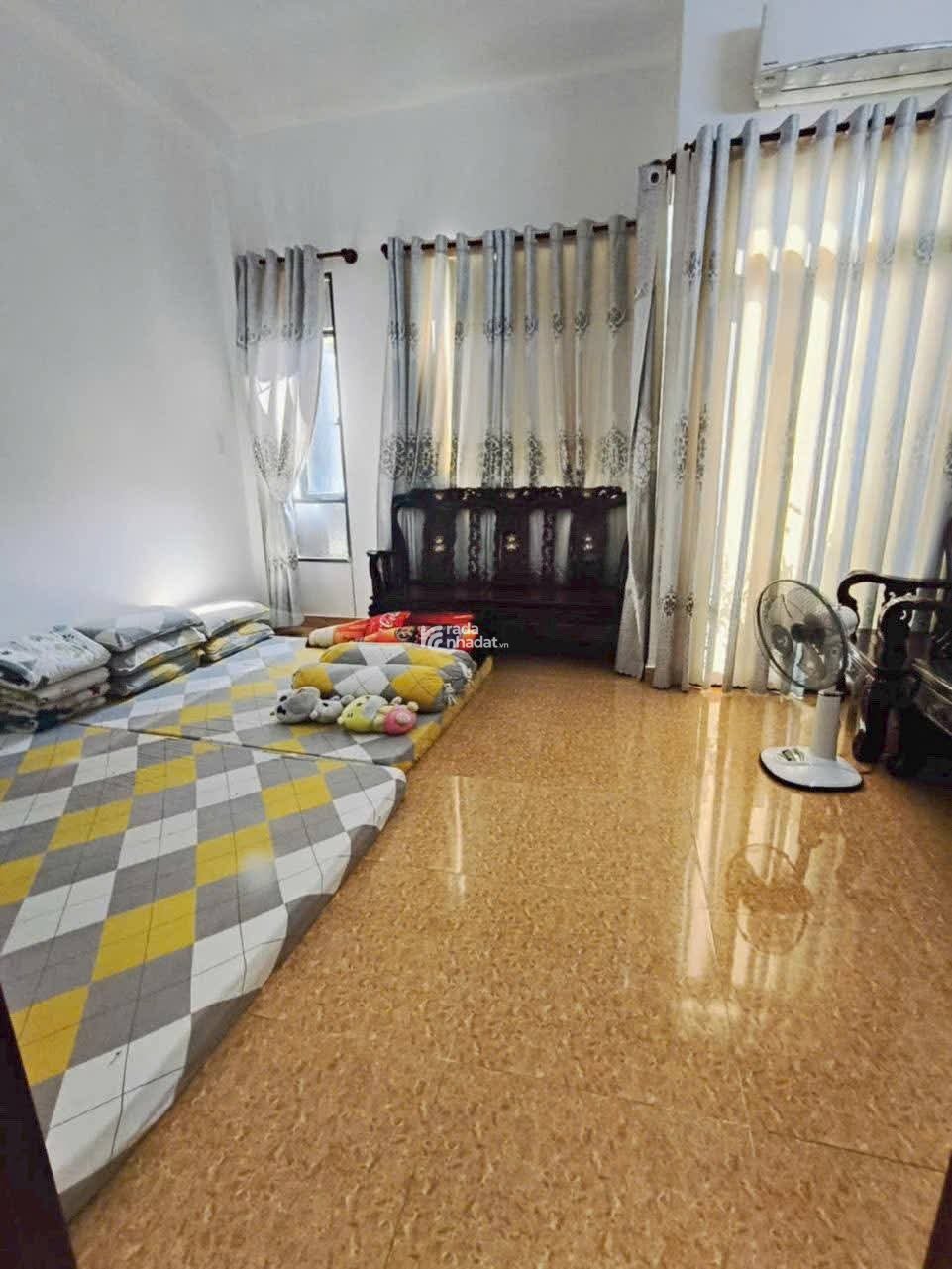 NHÀ BÔNG SAO 4 TẦNG - HẺM XE HƠI ĐẬU CỬA - QUẬN 8 - CÁCH MT ĐƯỜNG HƠN CHỤC M - NHỈNH 7 TỶ 