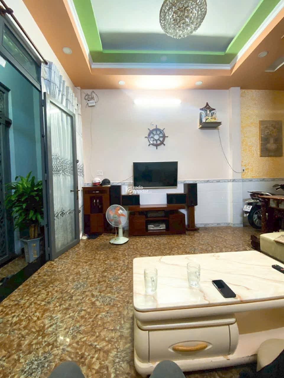 NHÀ BÔNG SAO 4 TẦNG - HẺM XE HƠI ĐẬU CỬA - QUẬN 8 - CÁCH MT ĐƯỜNG HƠN CHỤC M - NHỈNH 7 TỶ 