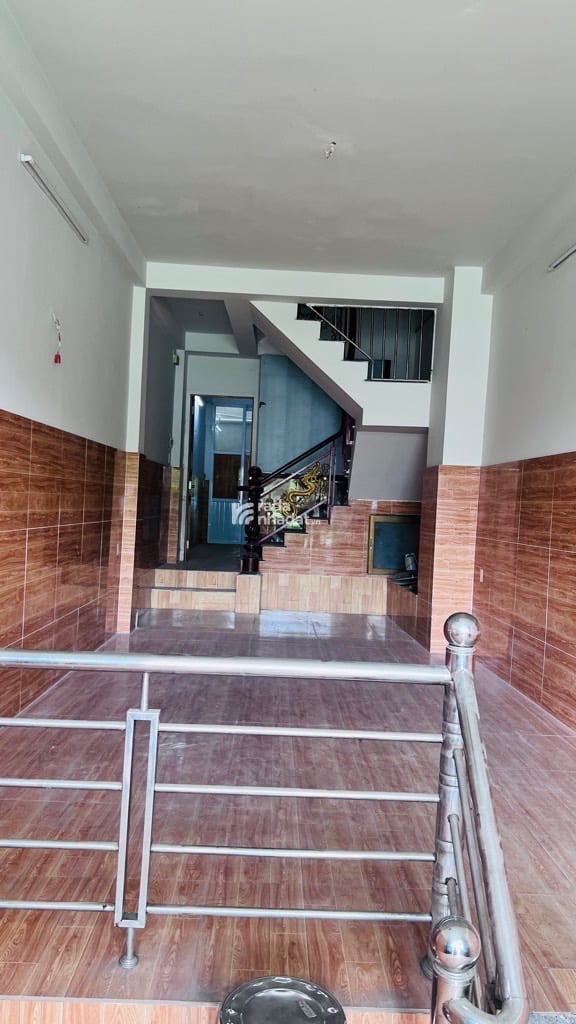 MẶT TIỀN ĐƯỜNG HOÀNG SA Q3 - 5 TẦNG -60M2 - 20 TỶ 200