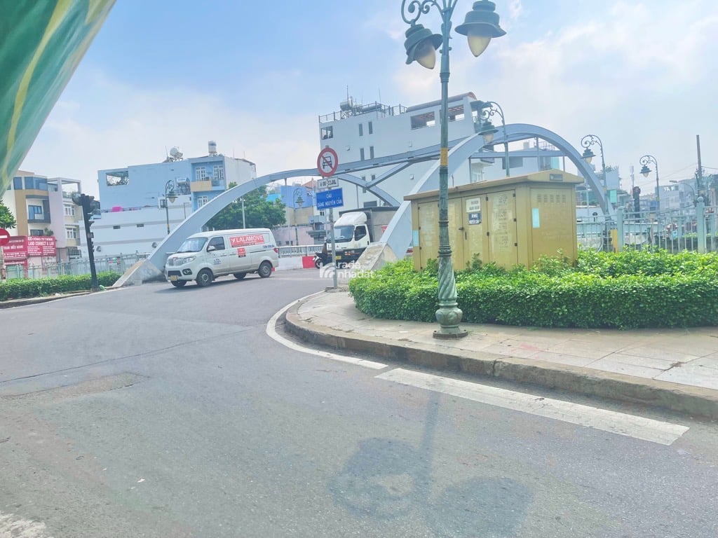 BÁN NHÀ MẶT TIỀN KÊNH TÂN HOÁ 60M2 4.5 TỶ 2 MẶT TIỀN KINH DOANH CAFE THƯƠNG HIỆU QUẬN 6