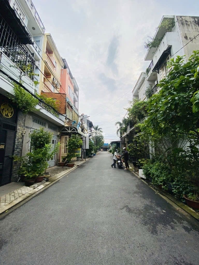 LÊ VĂN KHƯƠNG NHÀ 5 TẦNG SIÊU ĐẸP _ TẶNG FULL NỘI THẤT GỖ (Liim) CAO CẤP _ 20M RA MT LÊ VĂN KHƯƠNG