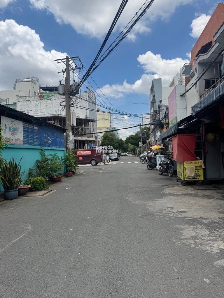 NHỈNH NHẸ 6TỶ CÓ NGAY NHÀ HXH TRẦN THỦ ĐỘ