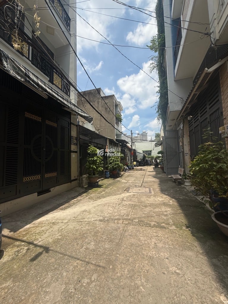 BÁN NHÀ C4 MÃ LÒ 54M2 3.X TỶ HẺM XE HƠI 6M THÔNG BÌNH TÂN KẾ AEON MALL 