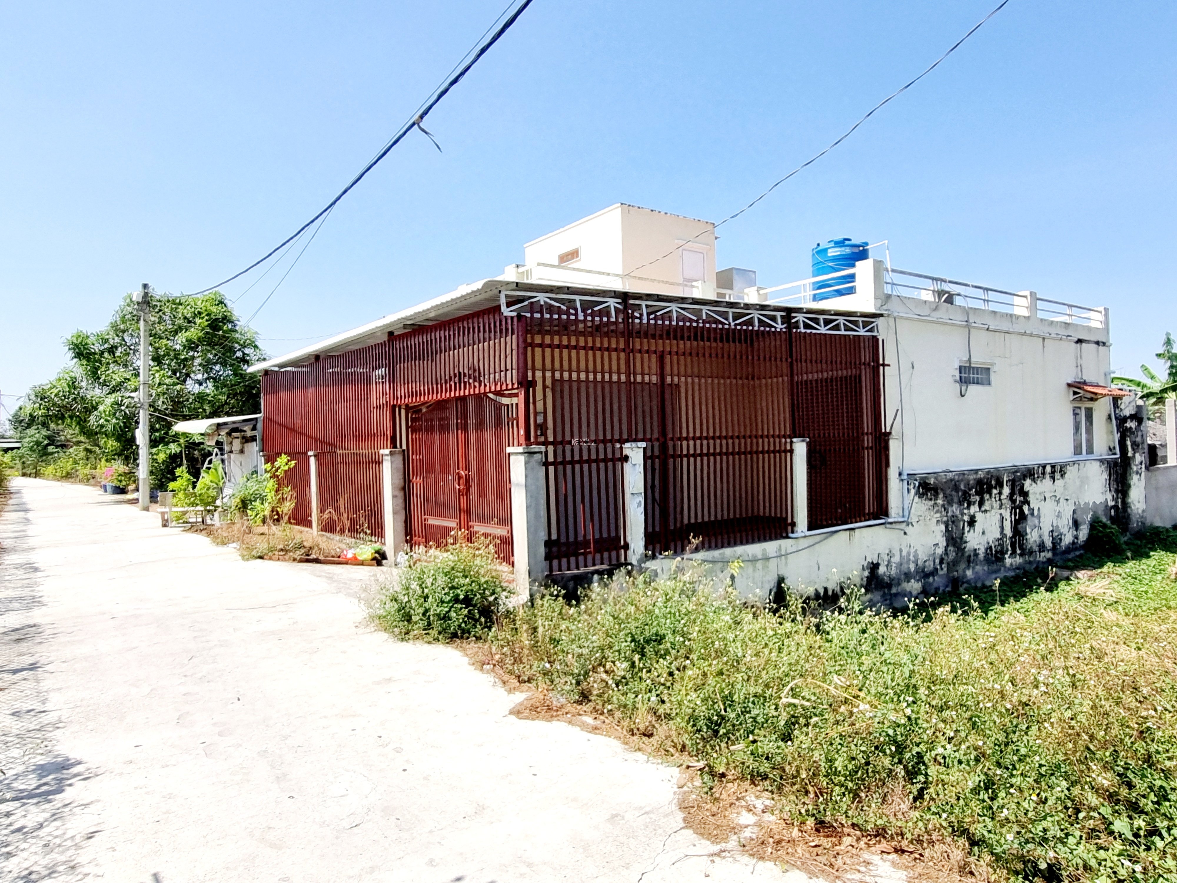 Cần Bán gấp nhà Qui Đức Bình Chánh 