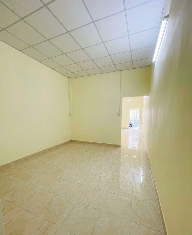 Bán nhà Cách Mạng Tháng Tám, QUẬN TÂN BÌNH, 4 x 16m (64 m2), giá 6 tỷ