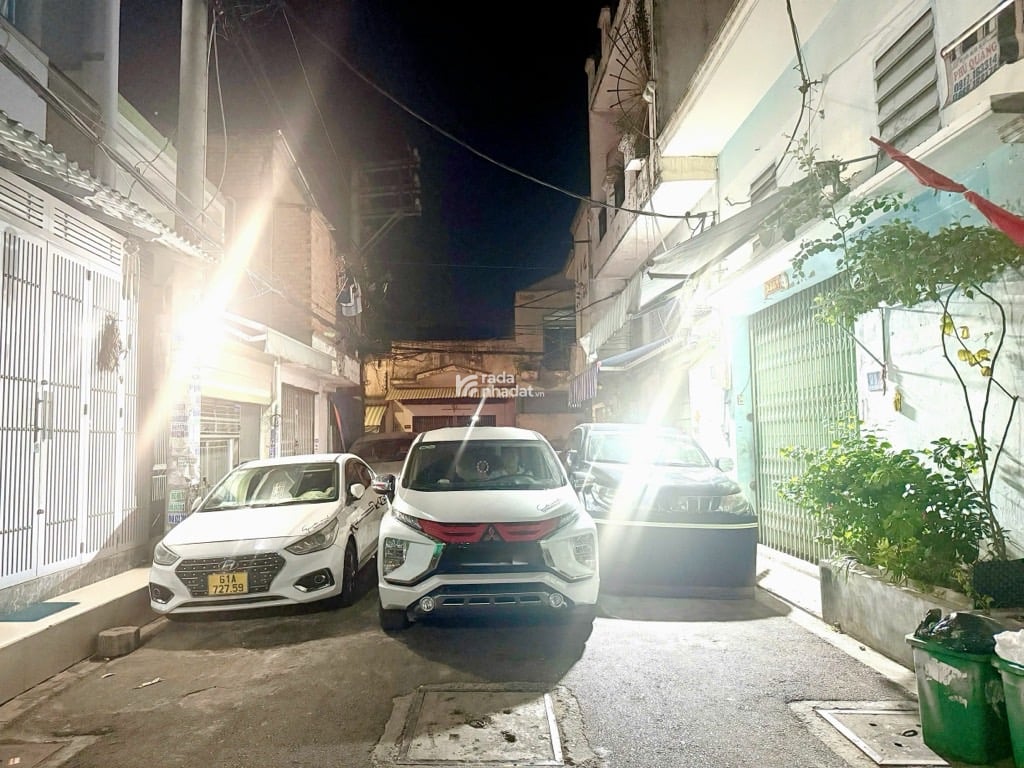 HẺM 8M NHỰA- HƯƠNG LỘ 2- BÌNH TRỊ ĐÔNG A, BÌNH TÂN -DT: 4*12M- 5 TỶ 250