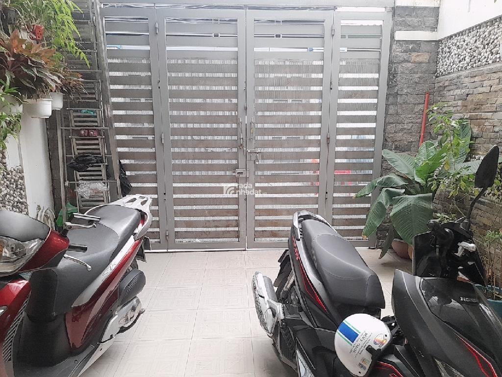 NHÀ ĐẸP 4 TẦNG-HẺM 4M PHẠM VĂN CHÍ-117M2-NGANG 4.3M-GIÁ 11 TỶ