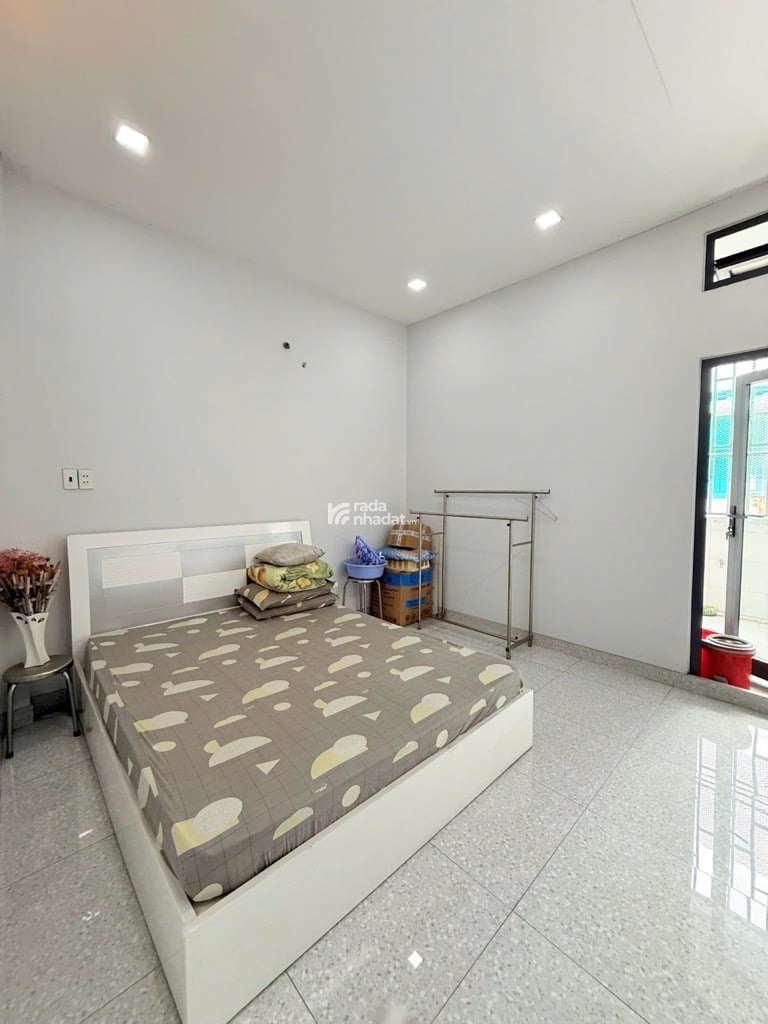 Bán nhà 2 mặt tiền đường song hành nguyễn văn quá