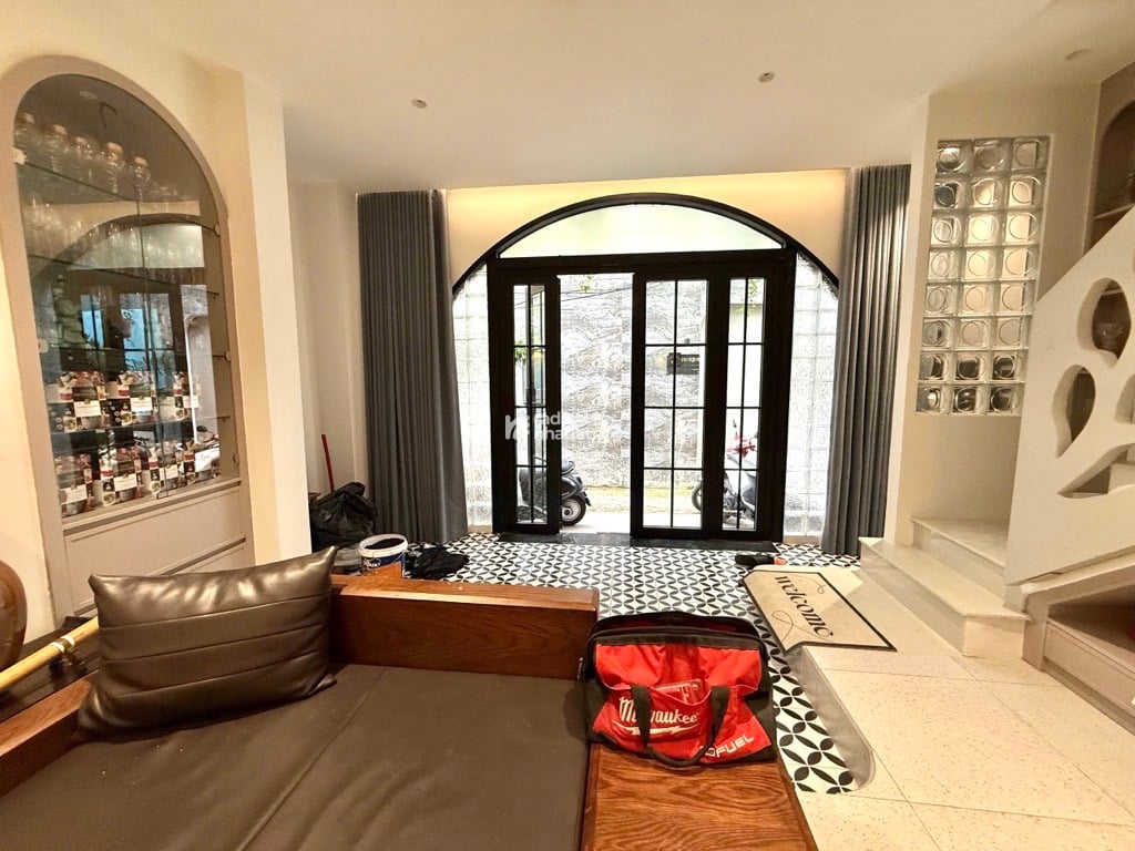 3 Tầng - 65m2 - Hoàng Hoa Thám Phường 6 Bình Thạnh - Sát Mặt Tiền - Giáp Quận 1, Phú Nhuận  9,3 tỷ 