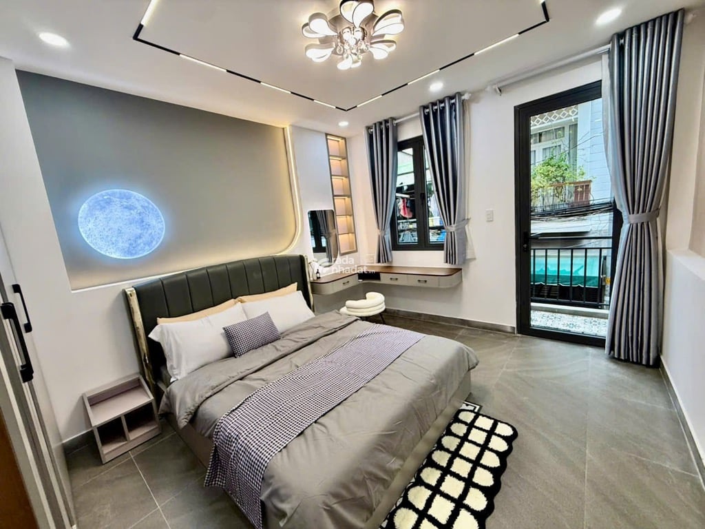 HẺM XE HƠI 6M- SÁT QUẬN 1 - LÊ VĂN DUYỆT -P.3-  BÌNH THẠNH 5- DT: 30M2- 5 TỶ 45
