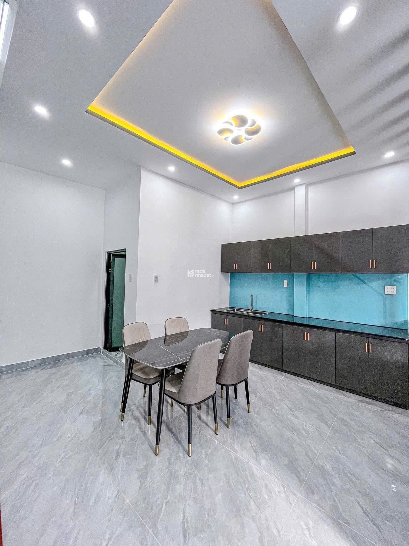 Bán Nhà Lầu Mới Xây - Trả trước 700 Triệu Vào Ở Ngay