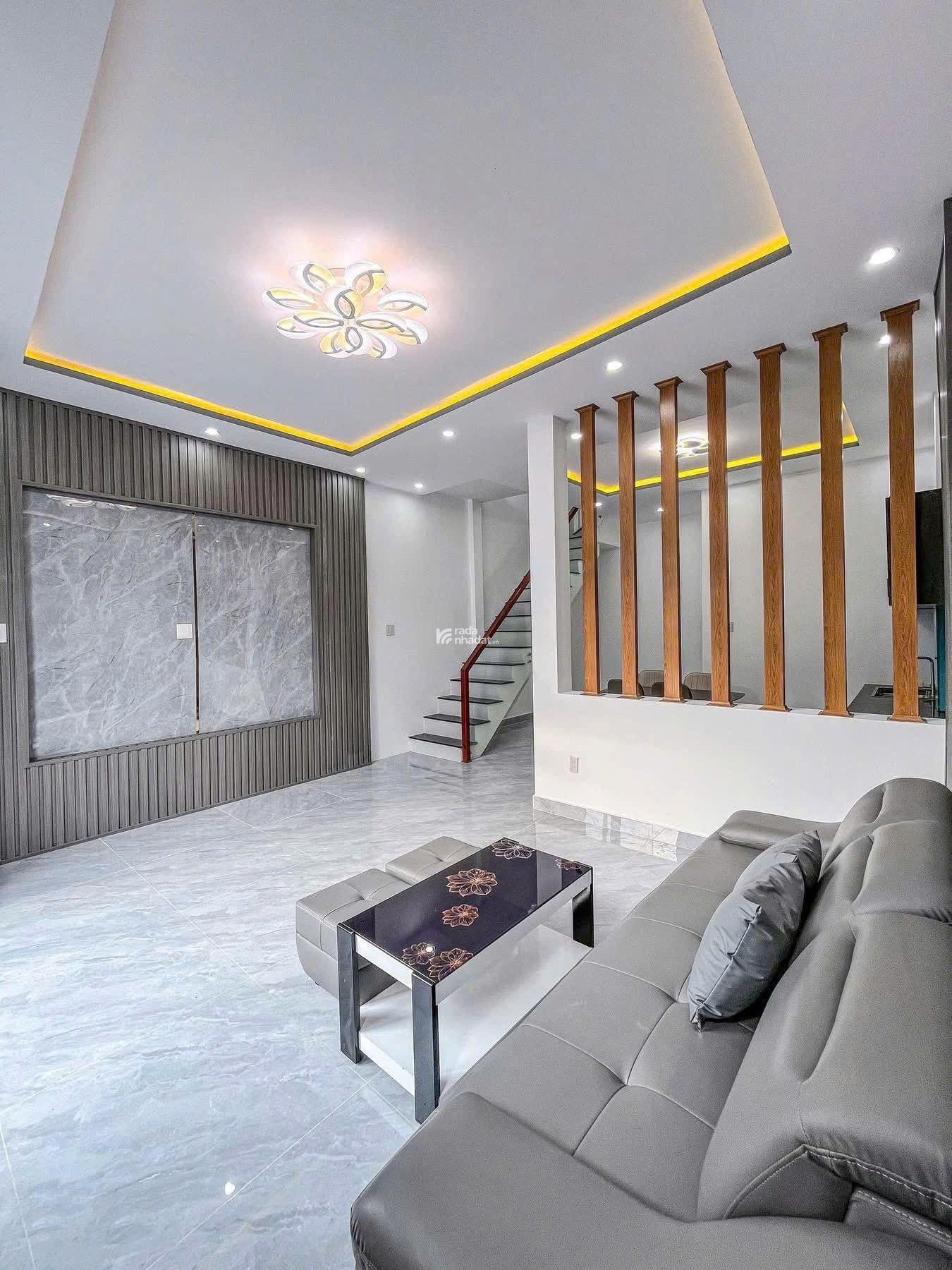 Bán Nhà Lầu Mới Xây - Trả trước 700 Triệu Vào Ở Ngay