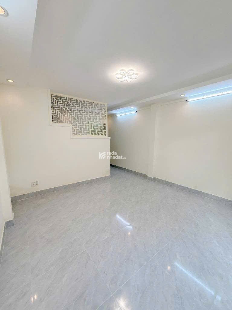 Nhà đẹp 4 lầu -4*10 - đường số Tân Quy - hẻm 1 xẹt - gần 4M sát mặt tiền 2 căn - nhỉnh 4T TL