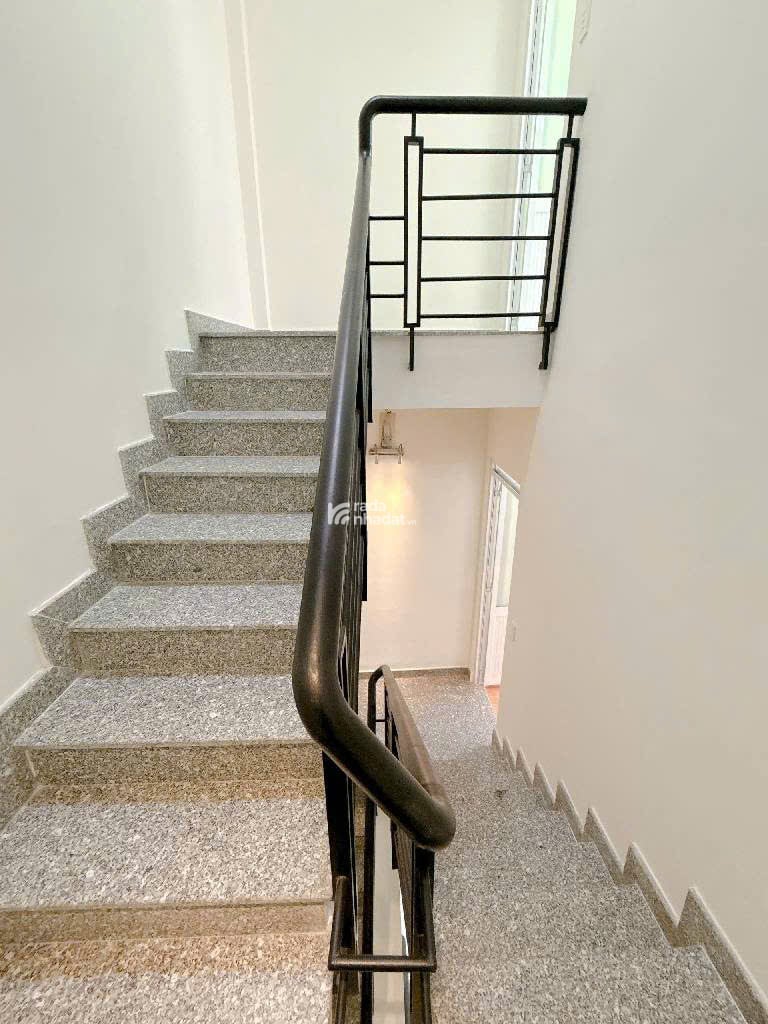 Nhà đẹp 4 lầu -4*10 - đường số Tân Quy - hẻm 1 xẹt - gần 4M sát mặt tiền 2 căn - nhỉnh 4T TL