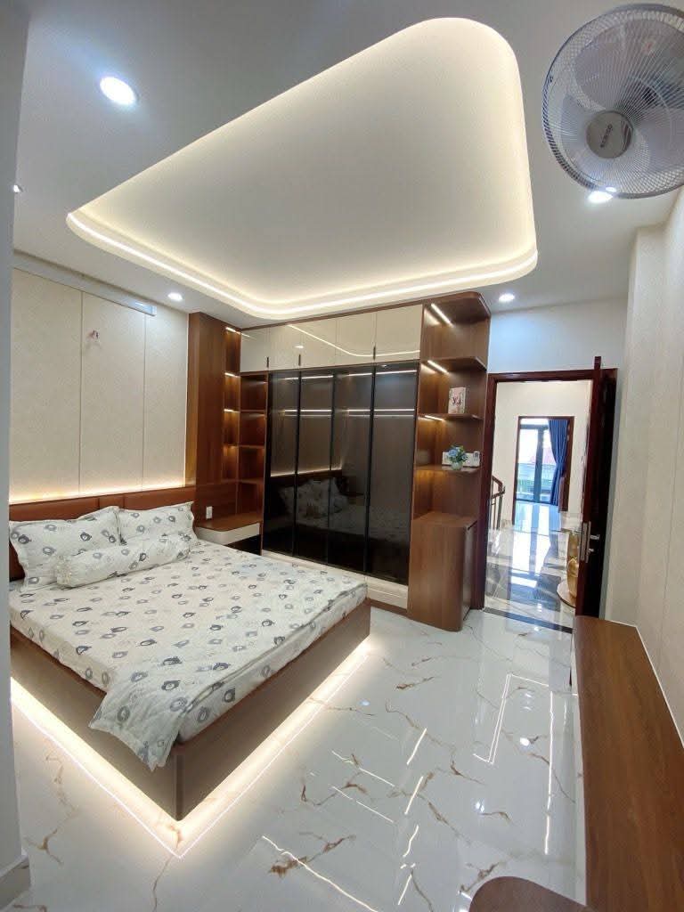 NHÀ 5 TẦNG ĐẸP - 80M2 - 5.4 X 15 - HẺM NHỰA THÔNG Ô TÔ - GIÁP QUẬN 10 - 1 CHỦ MUA ĐẤT XÂY MỚI