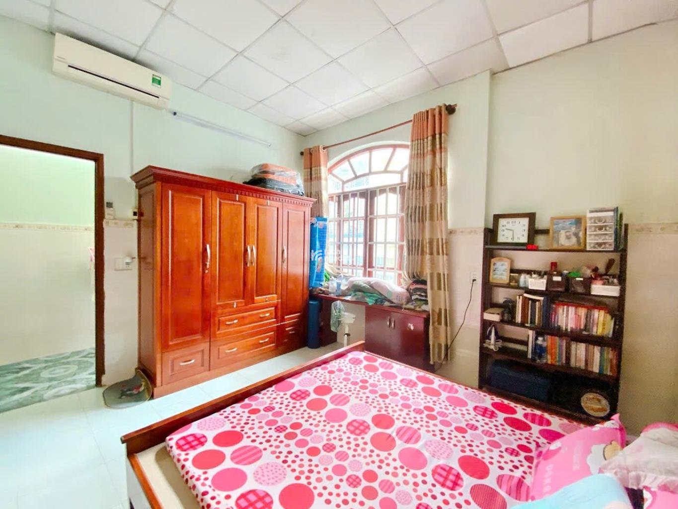 BÁN GẤP NHÀ HXH THÔNG CỬA, 55M2, 2 TẦNG, NGAY EMART PHAN HUY ÍCH GV, 5 TỶ XÍU