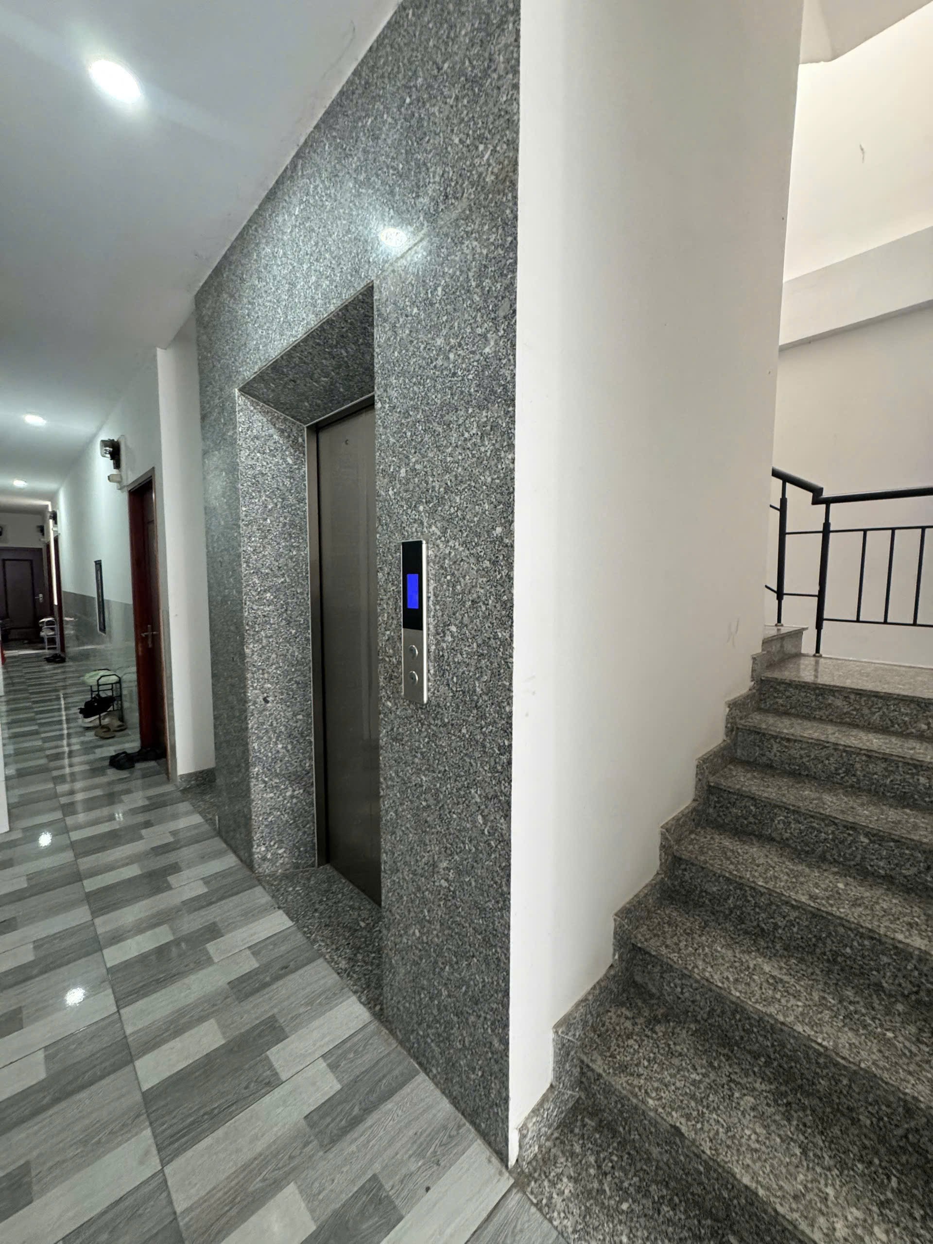 GIẢM SỐC 1,1 TỶ ! 17 phòng CHDV THANG MÁY Trịnh Đình Trọng,Phú Trung,Tân Phú chỉ còn 17.7 tỷ