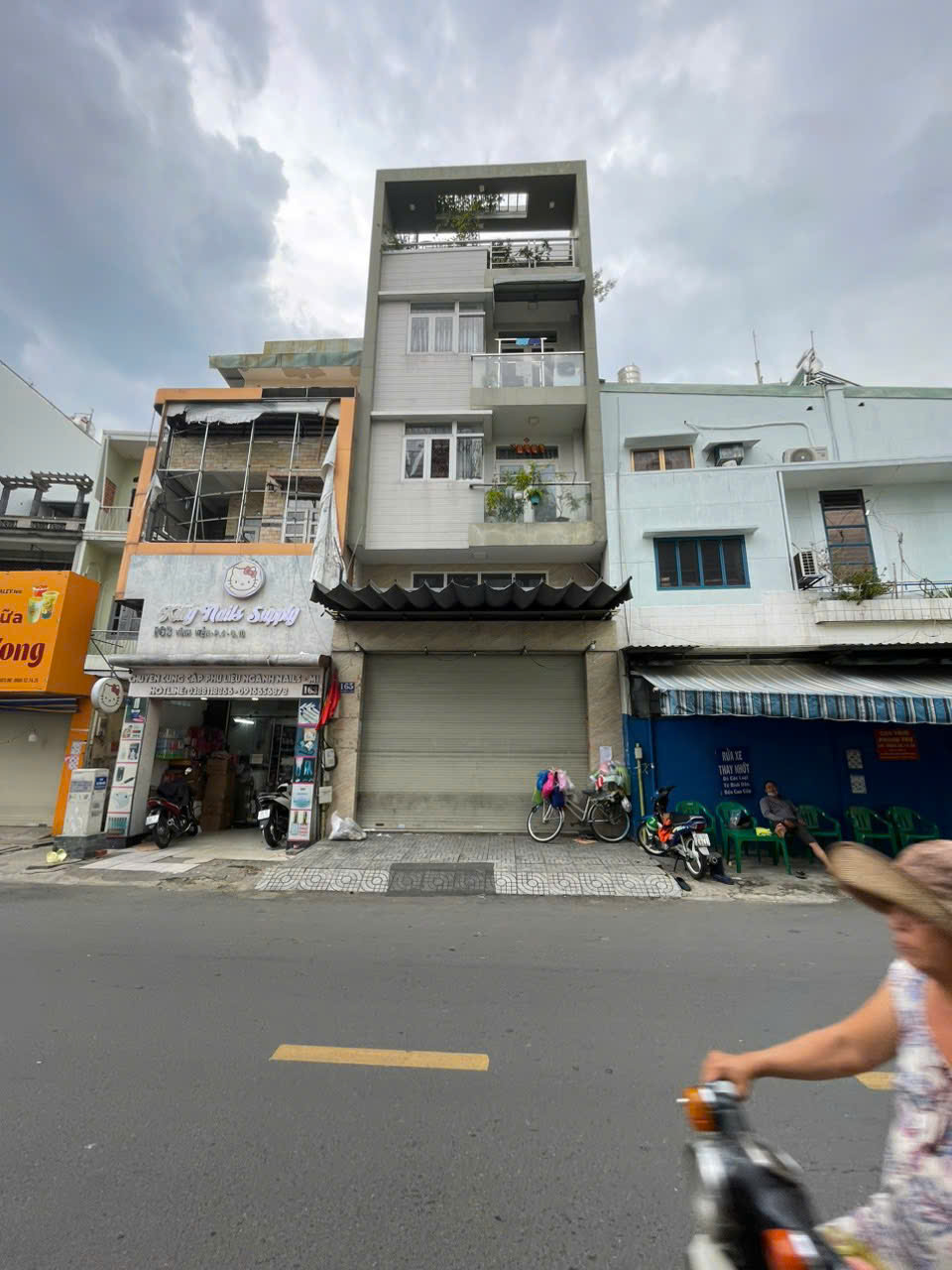 Bán nhà mặt tiền trung tâm Quận 10  2 mặt tiền trước sau  DT 72m2 4 tầng  Giá 27,5 tỷ