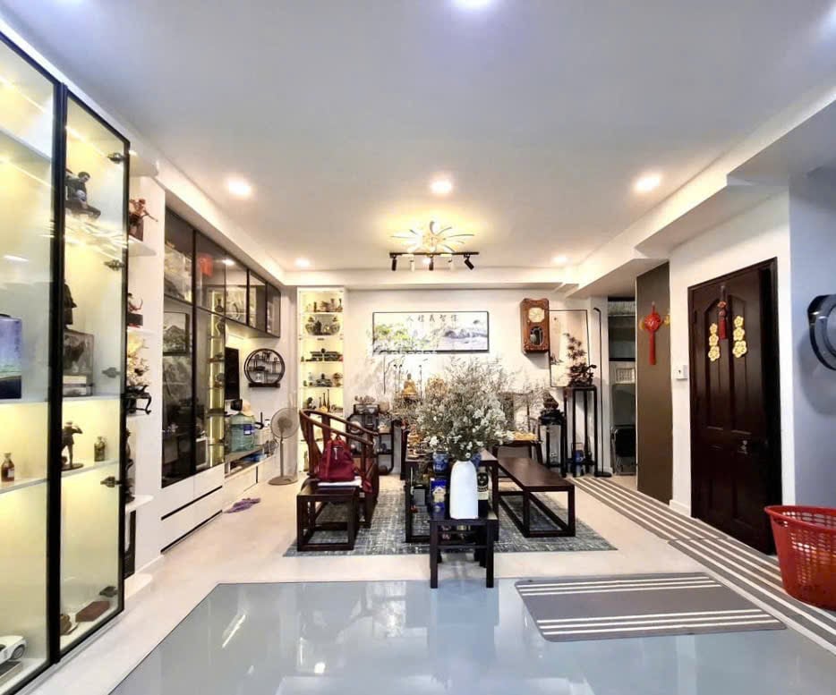 Nhà siêu xinh Hẻm Ô tô Lê Văn Sỹ - QUẬN 3 - 6.5 x 6 m - 5 Tầng - 8.99 tỷ