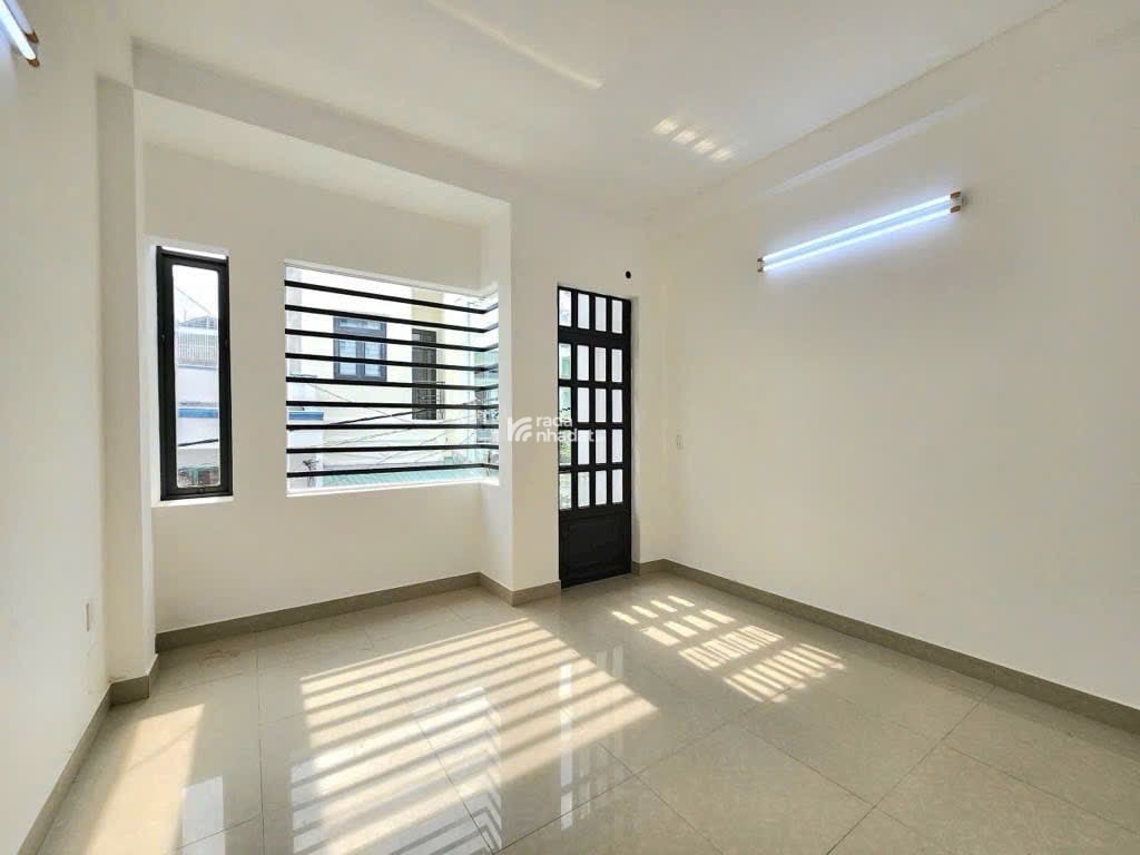 Nhà Hẻm Xe Tải - Bình Tân - Giáp Võ Văn Kiệt - 52m2 - 3 tầng - chỉ nhỉnh 5ty