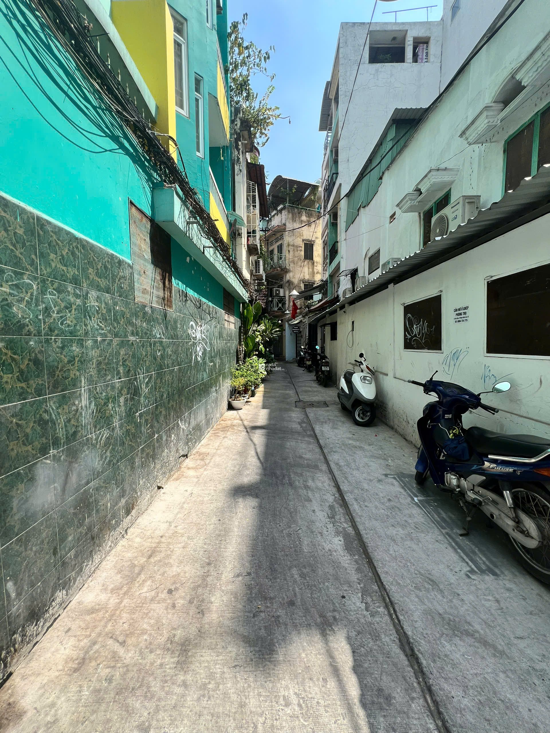 Bán nhà đường Trần Hưng Đạo dt(3.5 x 13m) giá 16 tỷ