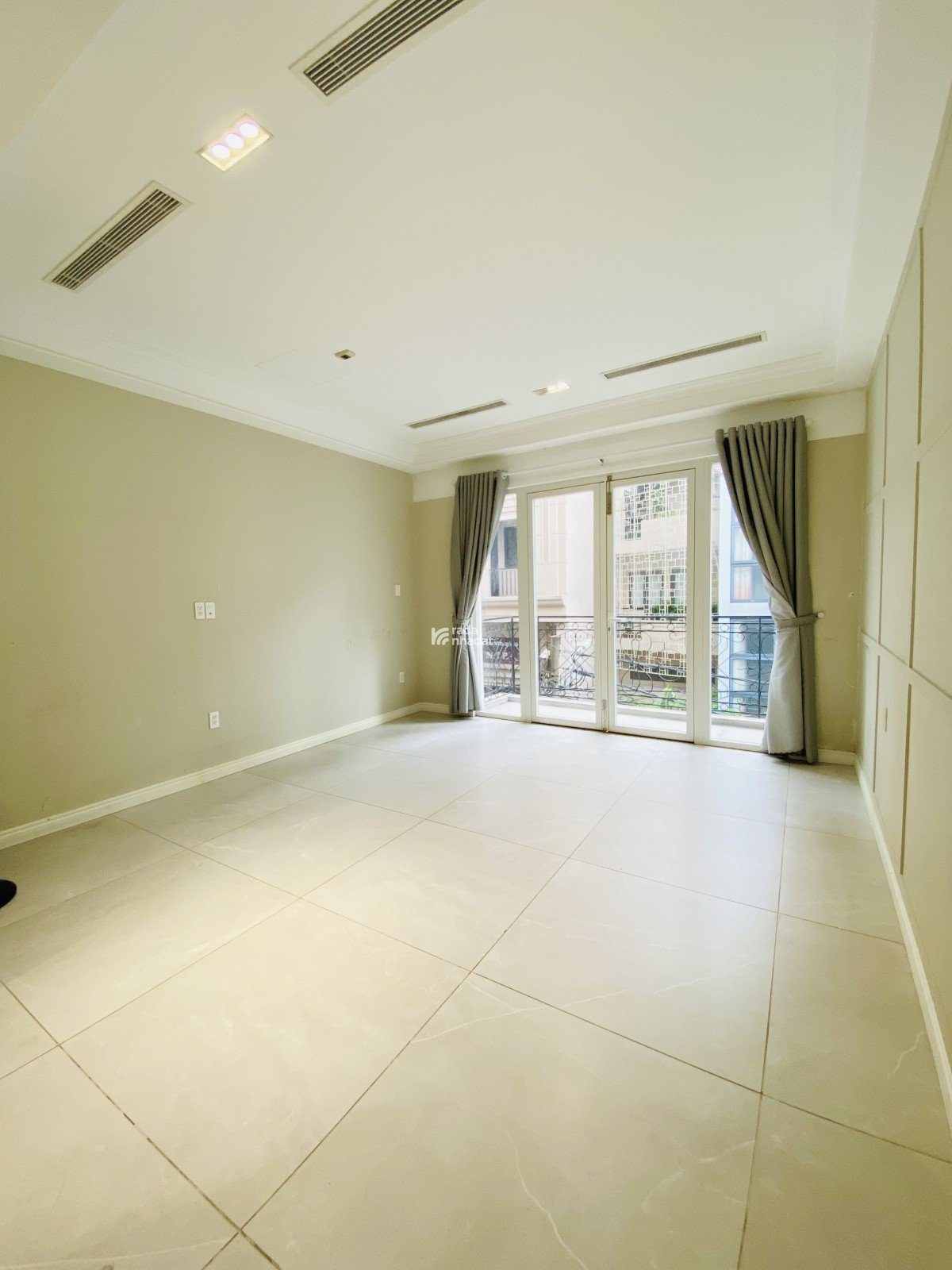 HÀNG HIẾM SƯ VẠN HẠNH - NHÀ 6 TẦNG 83m2 - THIỆN CHÍ BÁN GIẢM 3.1 TỶ