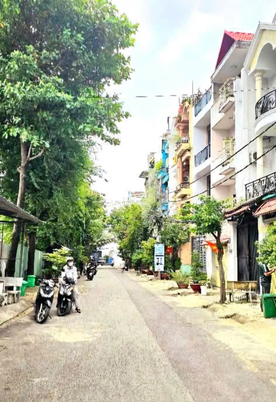 Lô Đất Hiếm, ô tô vào nhà, 60m2, chỉ 5 tỷ xíu, Nguyễn Phúc Chu, gần Sân Bay, Tân Bình