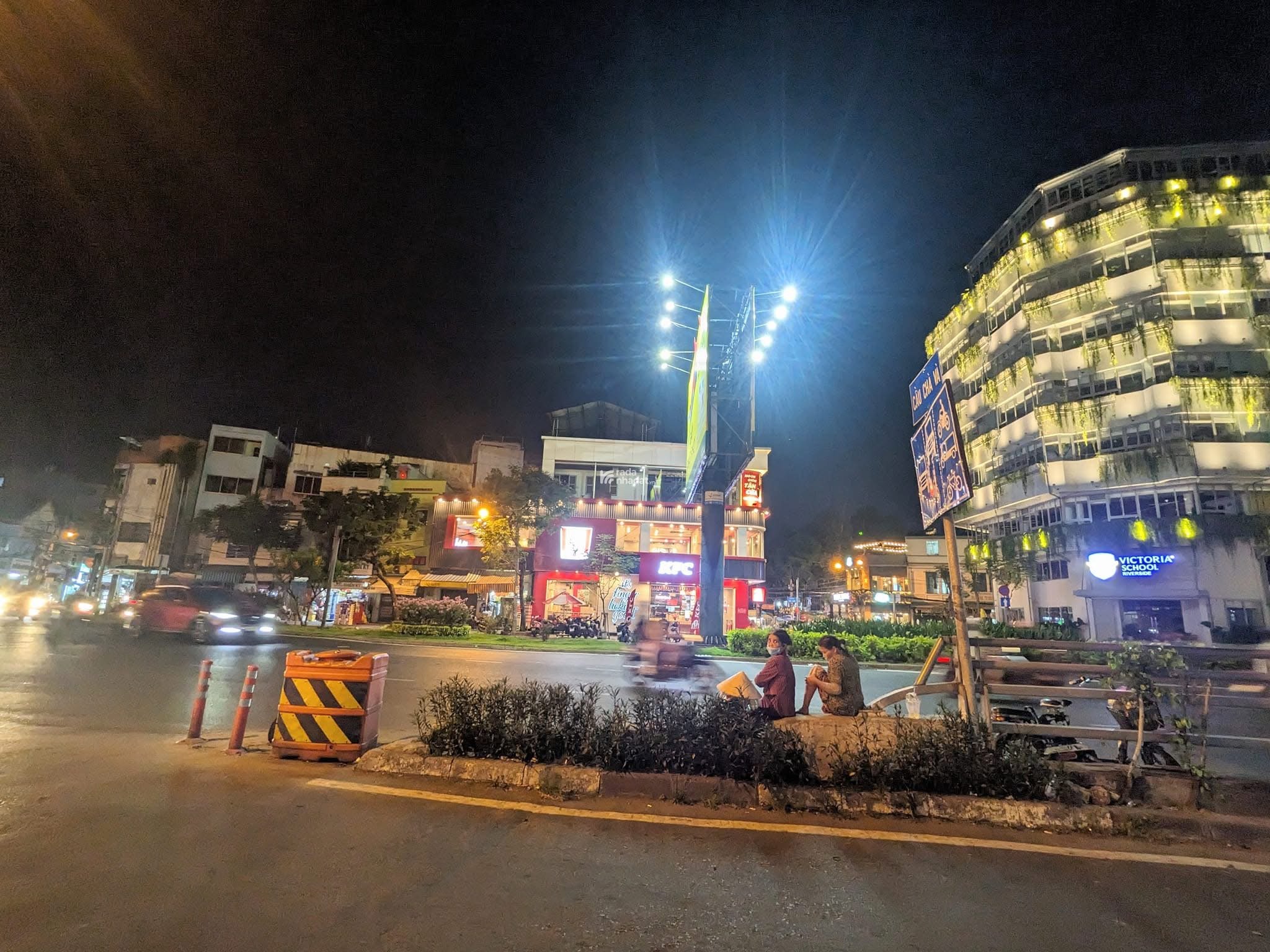 180M2 NHÀ MẶT TIỀN 3T VỪA Ở VỪA KINH DOANH THU NHẬP THÊM 20TR/TH NHỈNH 80TR/M2