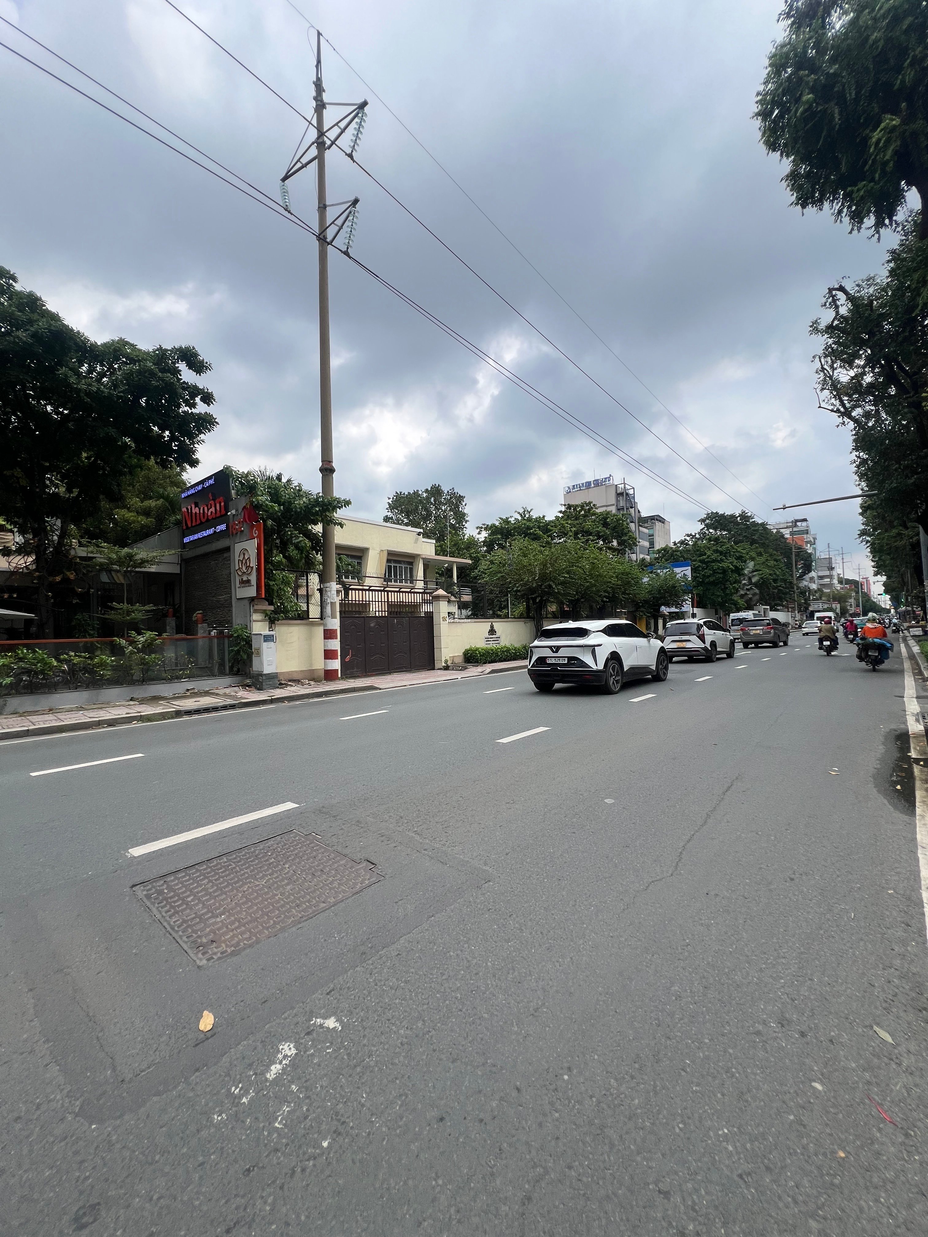 QUẬN 3 - HIẾM,  BÁN NHÀ 760m2 (19x40) MT ĐIỆN BIÊN PHỦ , NGAY PHẠM NGỌC THẠCH,  PASTURE 