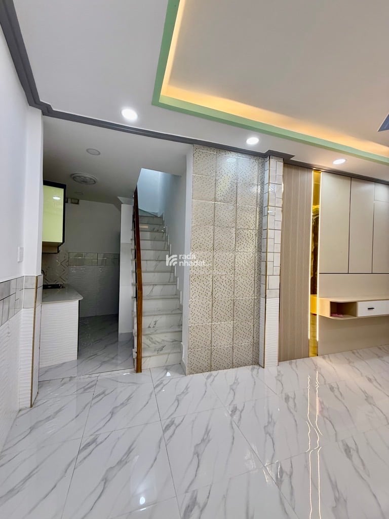 Bán nhà Hậu Giang  vài bước hẻm xe hơi 