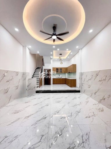 Bán nhà giá ngộp 5,2 tỷ- Nam Kỳ Khởi Nghĩa, Phường Võ Thị Sáu Quận 3 - Gần chùa Vĩnh Nghiêm