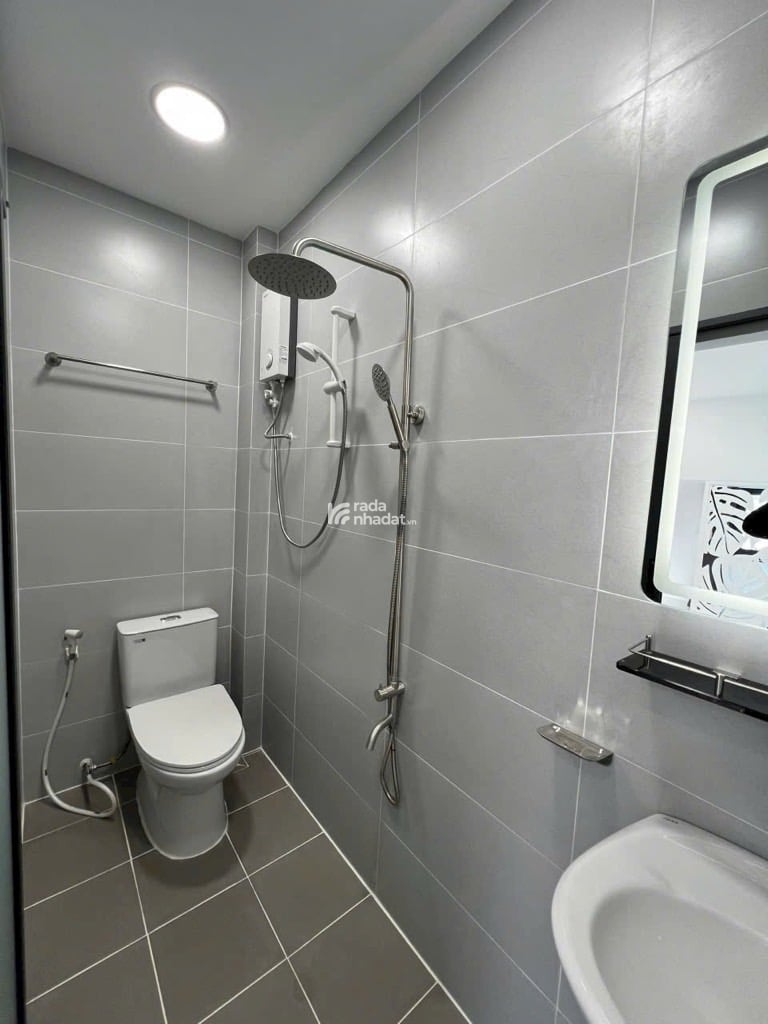 Bán nhà mặt tiền Cô Giang, P2 Phú Nhuận, nhà mới đẹp ở ngay.