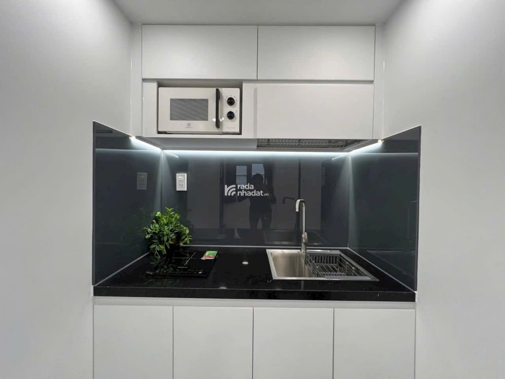 Bán nhà mặt tiền Cô Giang, P2 Phú Nhuận, nhà mới đẹp ở ngay.