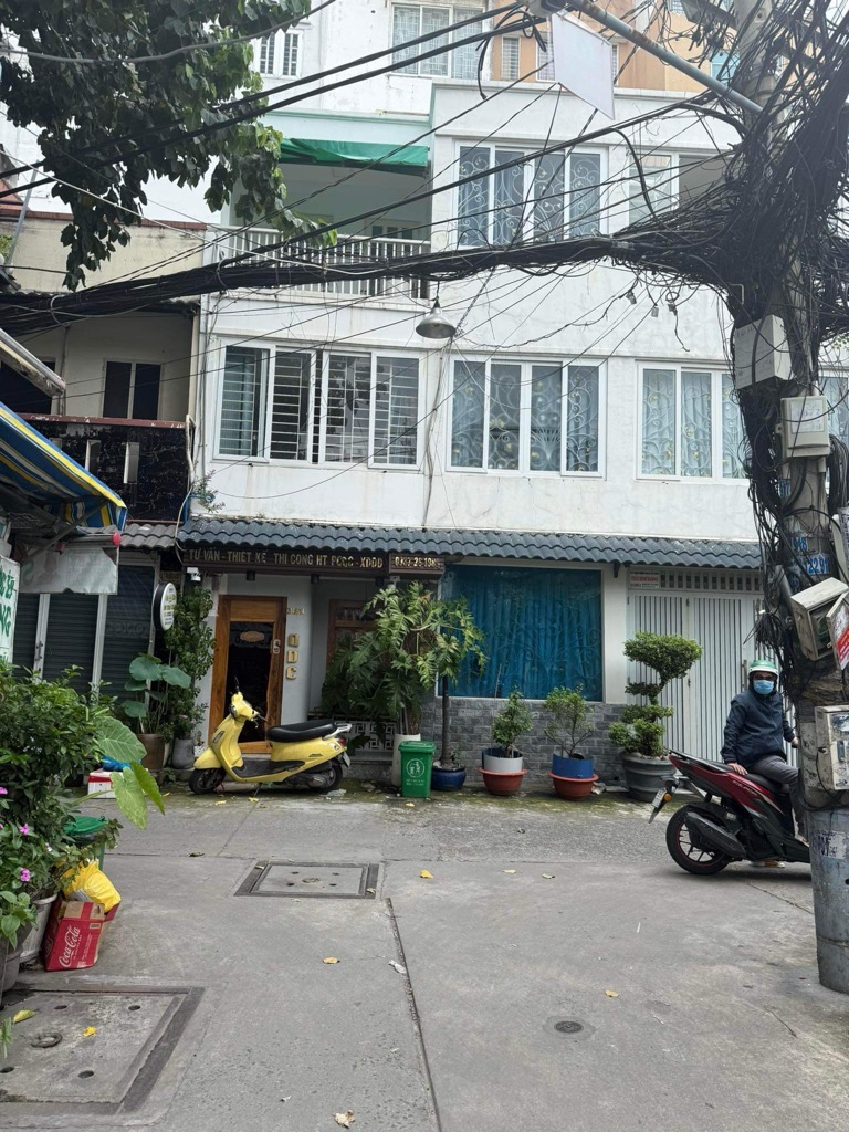 TRUNG TÂM Q1- NGANG KHỦNG DÒNG TIỀN ỔN ĐỊNH - BÁN ĐẤT TẶNG NHÀ 