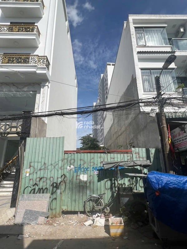 BÁN ĐẤT KHIẾU NĂNG TĨNH 160M2 13.2 TỶ NGANG 6M ĐƯỜNG LỚN KHU VIP TÊN LỬA