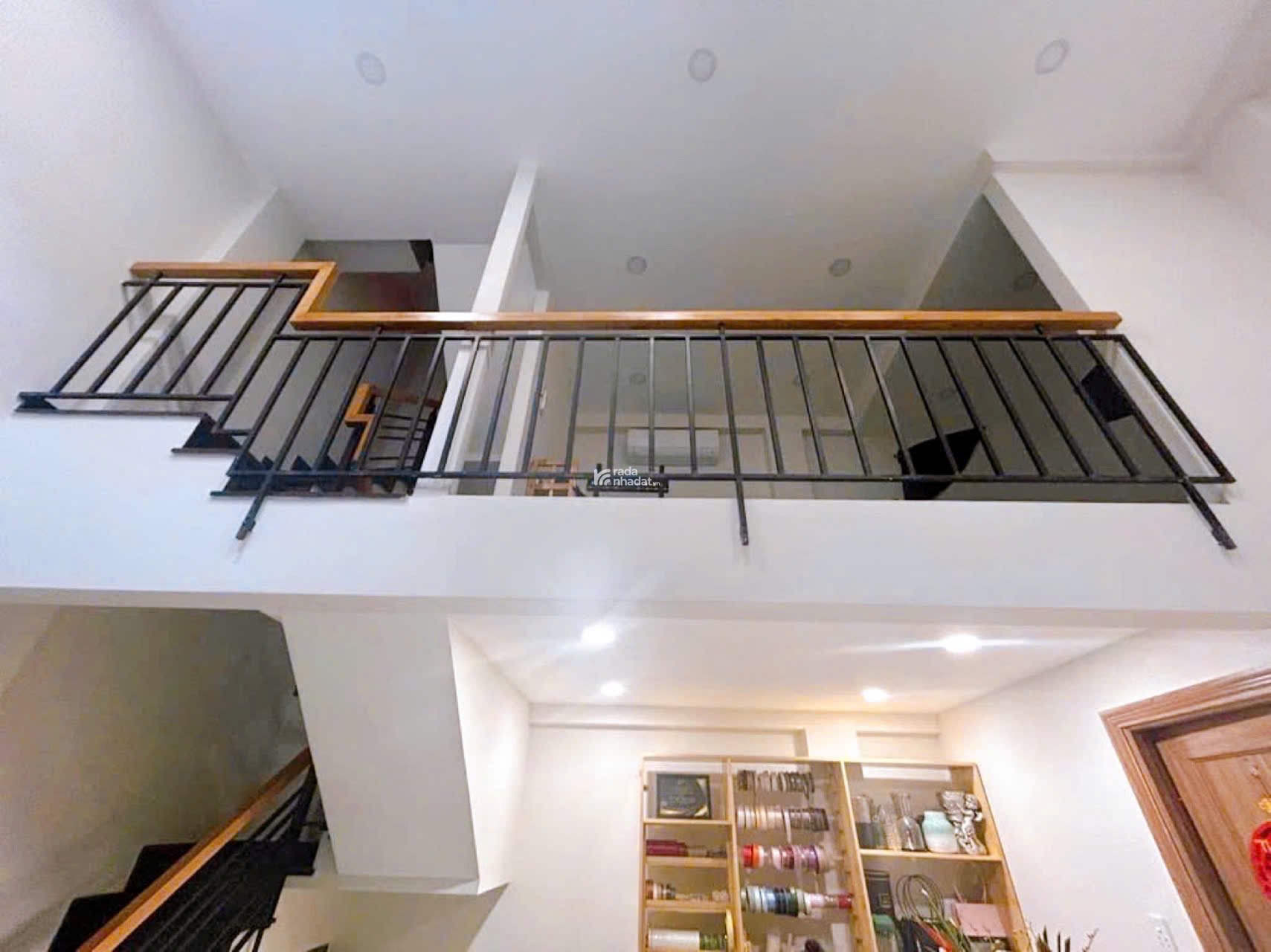 Nhà hẻm Nguyễn Thị Minh Khai , QUẬN 3 , 5 x 6 m , 4 Tầng , 5.5 tỷ