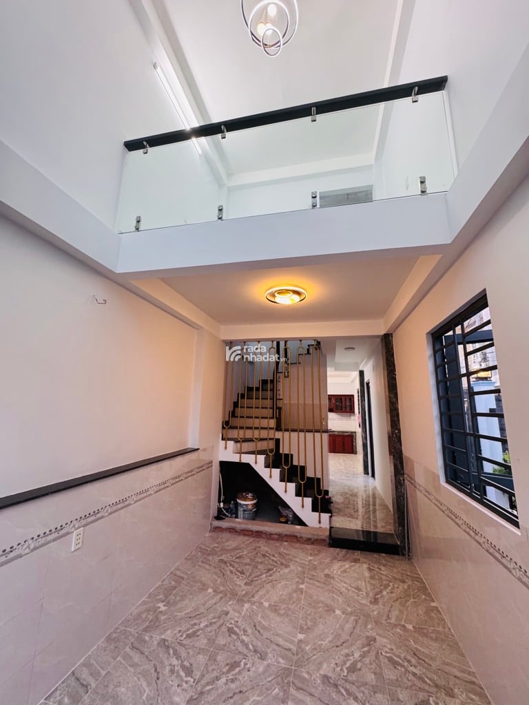 LÔ GÓC 4 TẦNG MỚI ĐẸP -  MẶT TIỀN LỘ LỚN MÃ LÒ - Ở VÀ KINH DOANH. 