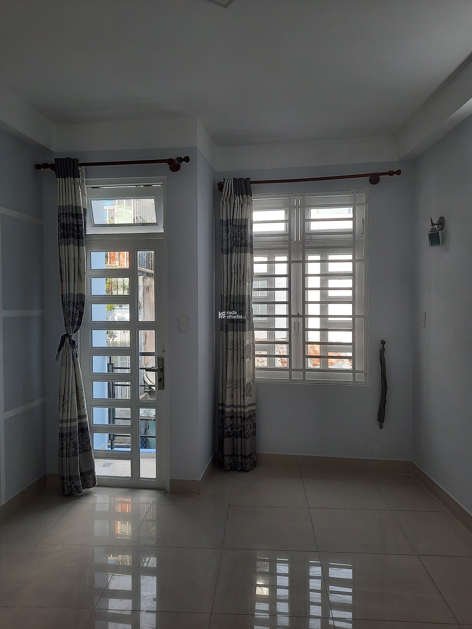 Chính chủ gửi bán nhà Nguyễn Duy Cung- gần ngã 3 Tân Sơn- Dt 70m2- Giá  4.65  tỷ tl