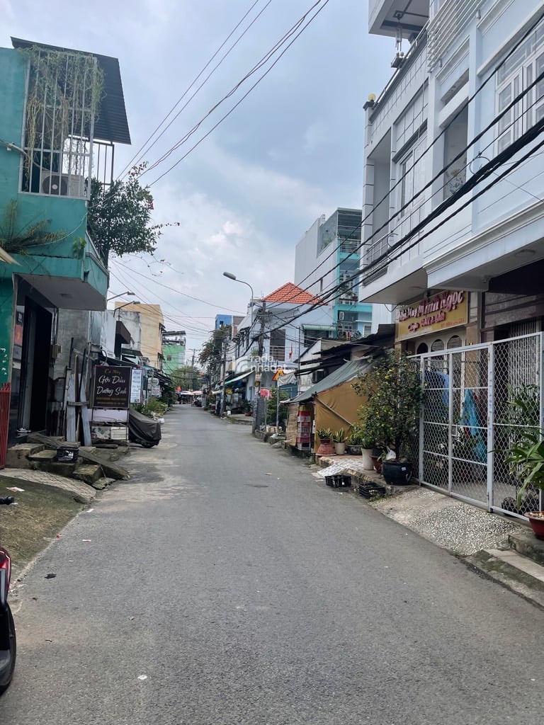 MT KINH DOANH GẦN CHỢ, KHU TÊN LỬA - NHÀ 2 TẦNG 3.95m x 12m - GIÁP QUẬN 6