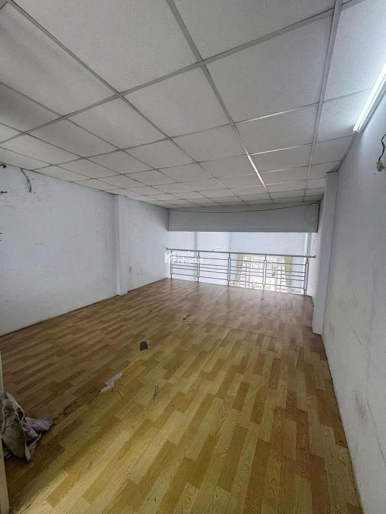 Mặt tiền kinh doanh Gần chợ Xóm Mới đường số 1 P13 Gò Vấp 4.2x22m Giá 10.8 Tỷ