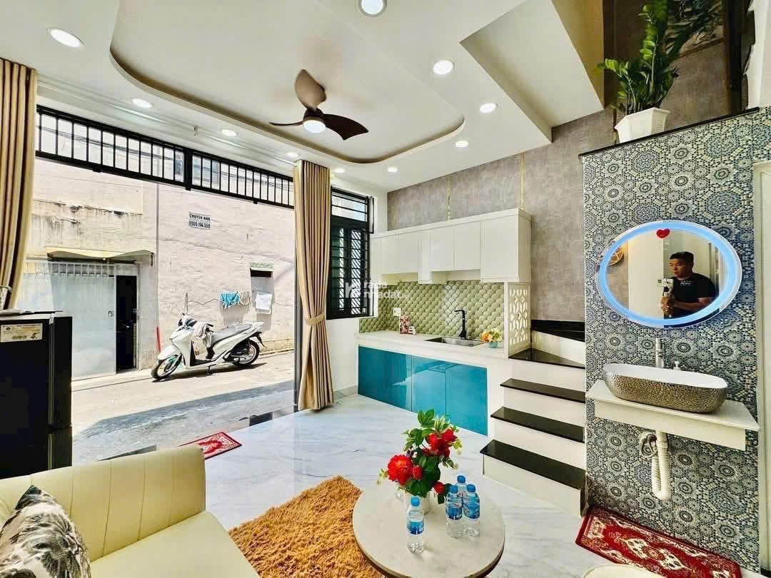 Nhà Nhỏ Đẹp Lung Linh 3 Tầng Hẻm Trước Nhà 3,5m  Phạm Văn Chiêu P9 Gò Vấp