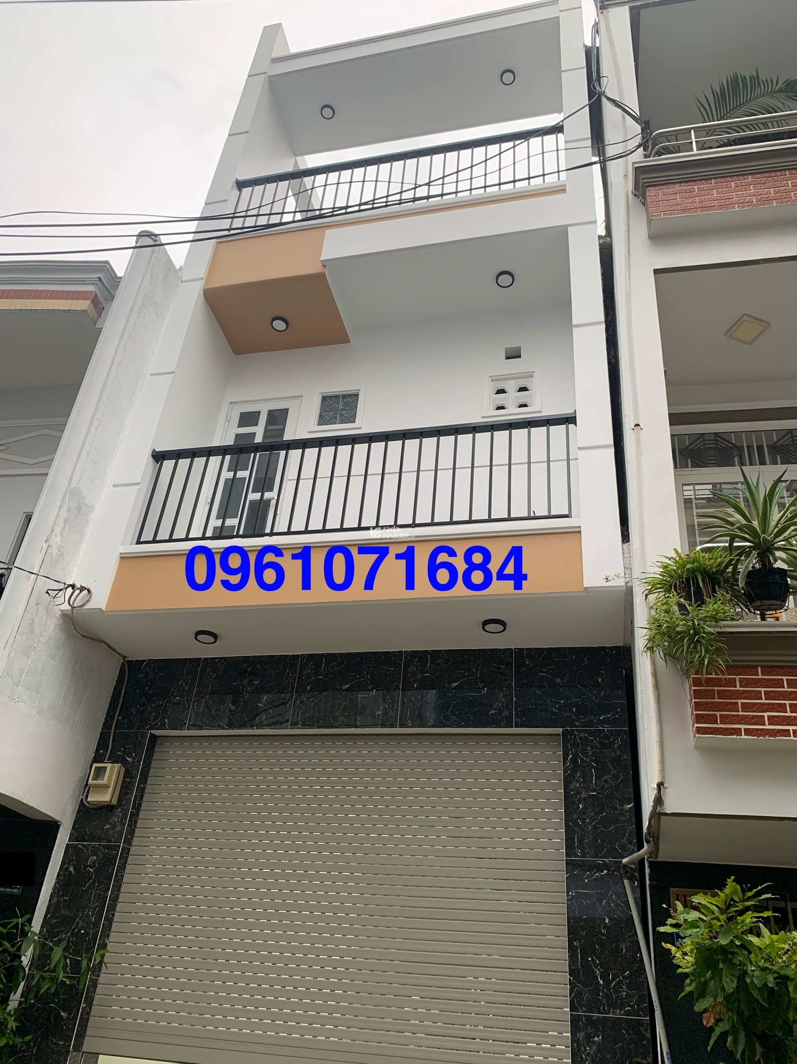 ( 4 x 16 ) , 3 TẦNG, XE HƠI NGỦ TRONG NHÀ, TRẦN VĂN KIỂU, QUẬN 6, NHỈNH 8 TỶ TL
