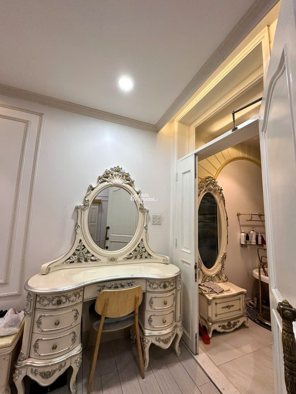  **Bán Nhà Mặt Tiền Tân Sơn Hòa, P2, Q.Tân Bình**