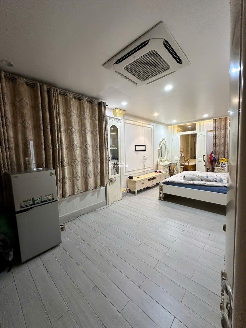  **Bán Nhà Mặt Tiền Tân Sơn Hòa, P2, Q.Tân Bình**