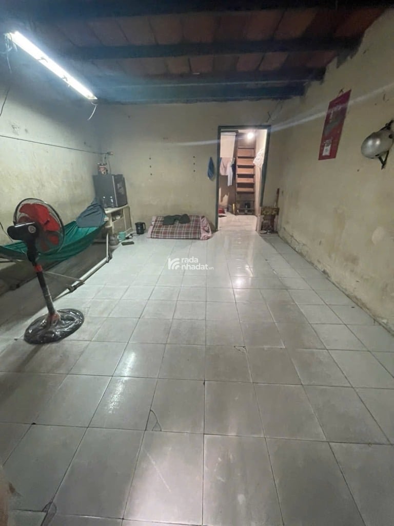 NGAY CHỢ VẢI, VILLA NGUYỄN SƠN, TÂN PHÚ, 125M2 HIẾM CÓ. GIẢM 550TR CHỈ 2.35T TL TỐT