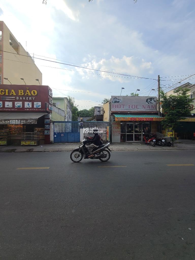 MẶT TIỀN NGUYỄN VĂN QUÁ - 1011M2 - NỞ HẬU - 90 TỶ TL 