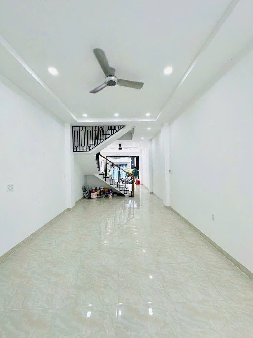  HÀNG HIẾM BÌNH PHÚ DT(3.95X16)GIÁ 8.850 TỶ 