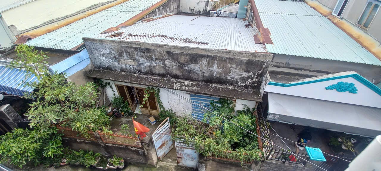 Nhà cấp 4, S 133m2 ngang 8m, dài 16m, hẻm trước nhà 2,5m 7.8 tỷ