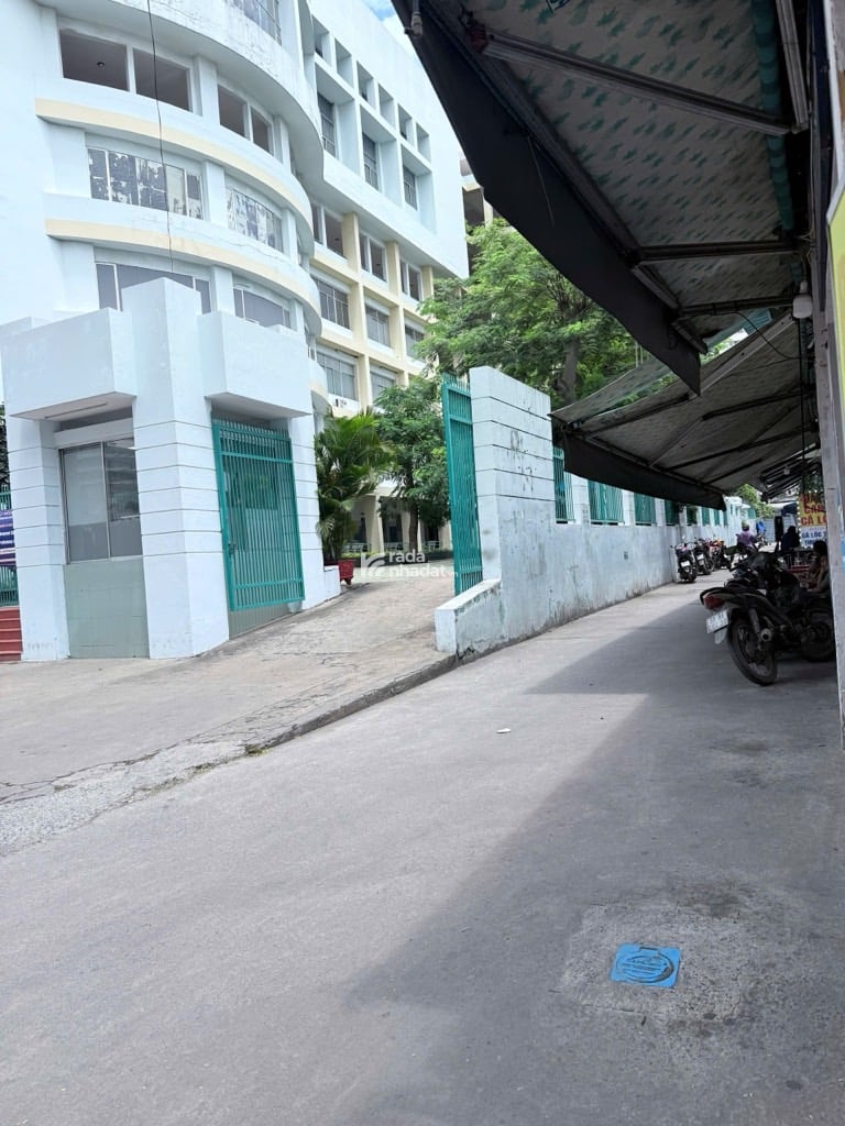 SÁT HẺM XE HƠI, NGÔ TẤT TỐ, BÌNH THẠNH, 95M2 Ở NGAY. GIẢM 650TR CHỈ CÒN 9.5T TL 